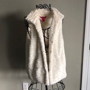 Betsey Johnson Cream Faux Fur Vest